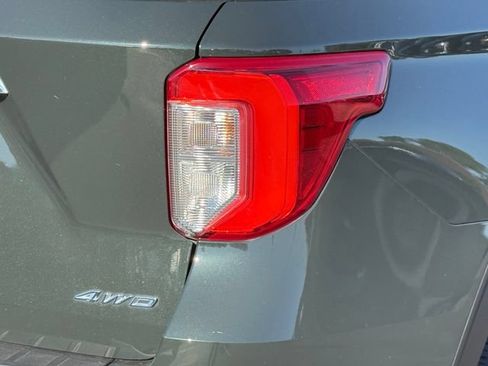 Certified 2024 Ford Explorer XLT w/ Equipment Group 202A AWD/4WD image 32