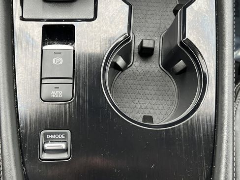 Used 2021 Nissan Rogue Platinum image 11