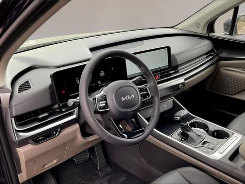 New 2026 Kia Carnival FWD image 7