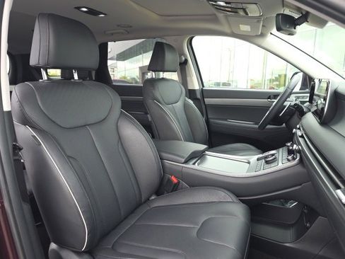 Used 2023 Hyundai Palisade SEL w/ Premium Package image 10