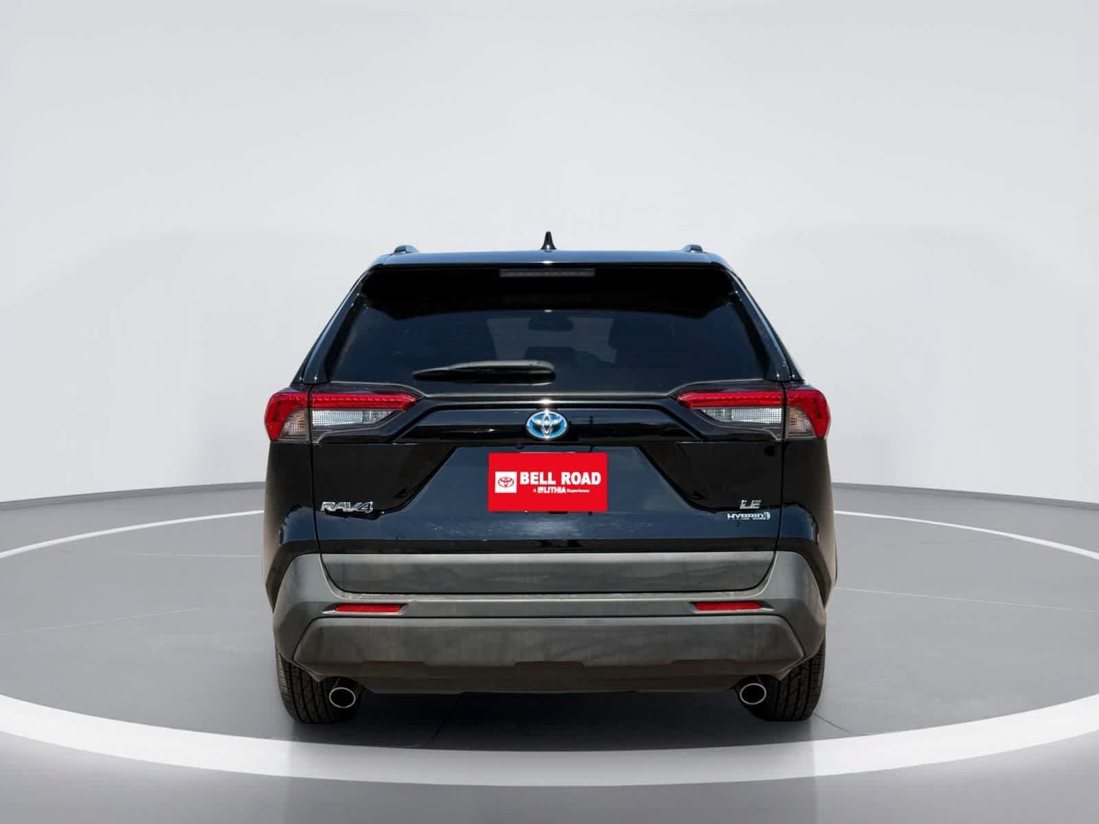 Used 2023 Toyota RAV4 LE AWD/4WD image 8