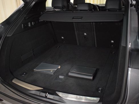 Certified 2024 Maserati Grecale GT image 42