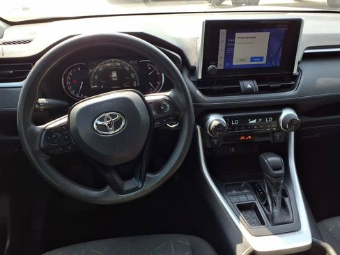 Used 2023 Toyota RAV4 XLE w/ Convenience Package FWD image 14