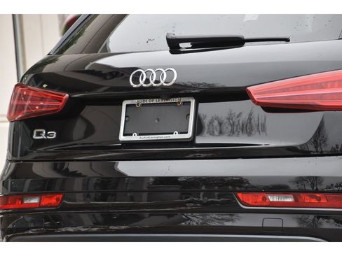 Used 2017 Audi Q3 2.0T Premium image 25