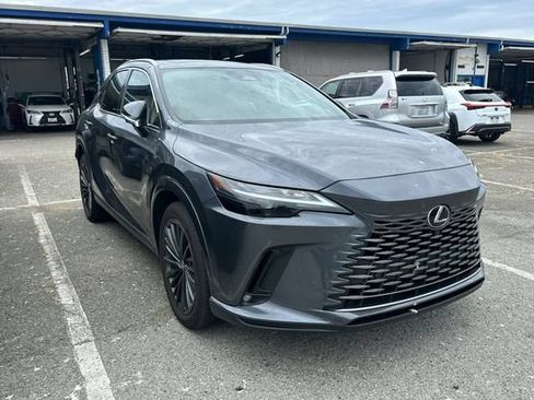 Used 2025 Lexus RX 350h w/ Convenience Package AWD/4WD image 2