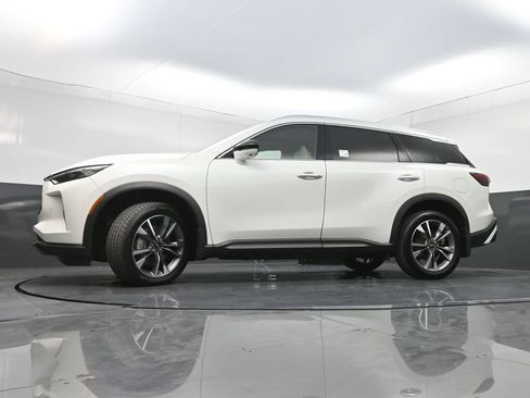 Used 2023 INFINITI QX60 Luxe w/ Cargo Package FWD image 31
