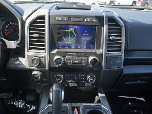 Used 2020 Ford F150 Raptor w/ Equipment Group 802A Luxury AWD/4WD image 23