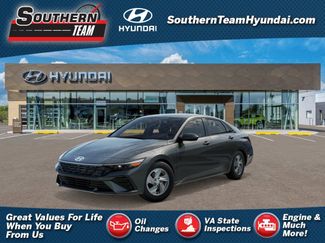 New 2026 Hyundai Elantra SE 360° Tour