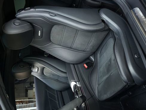 Used 2021 Mercedes-Benz C 63 AMG Coupe image 9