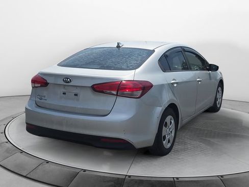 Used 2018 Kia Forte LX FWD image 5