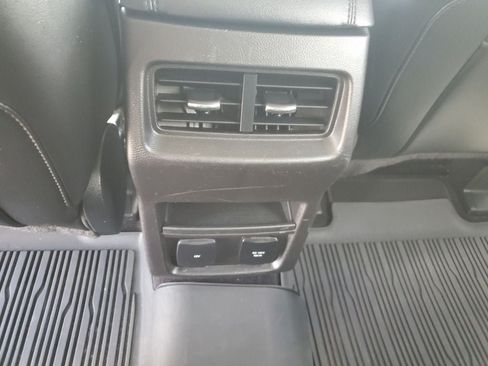 Used 2015 Ford Edge SEL w/ Equipment Group 201A FWD image 46