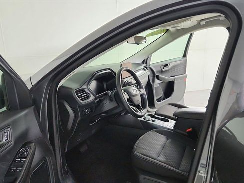 Used 2024 Ford Escape Active AWD/4WD image 9