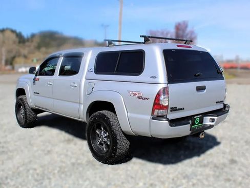 Used 2009 Toyota Tacoma 4x4 Double Cab image 5