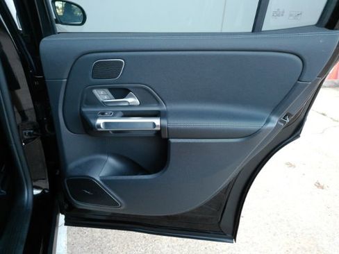 Used 2023 Mercedes-Benz EQB 300 4MATIC w/ Pinnacle Package image 23