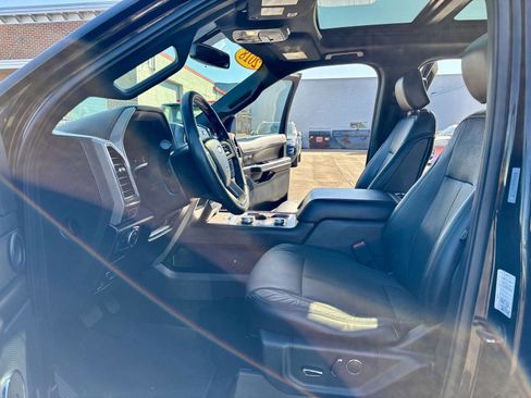 Used 2018 Ford Expedition Max XLT w/ Equipment Group 202A image 2