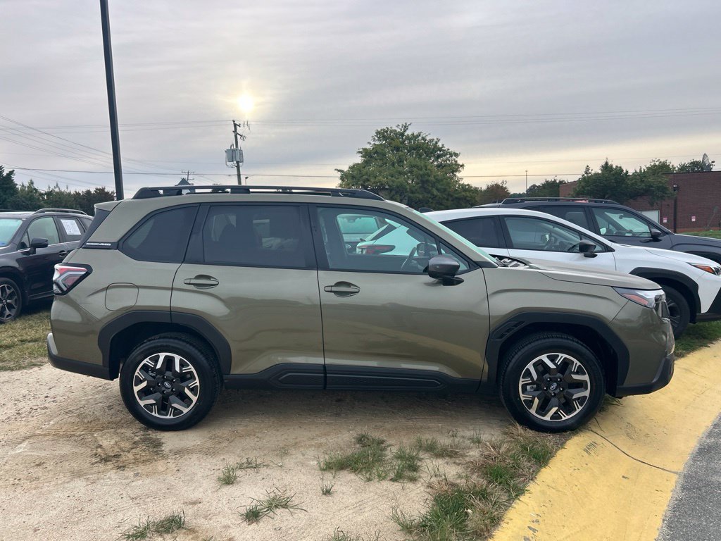 Certified 2026 Subaru Forester Premium AWD/4WD image 2