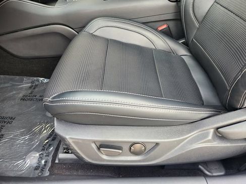 Used 2025 Ford Mustang GT Premium RWD image 26