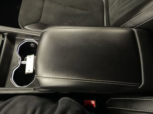 Used 2025 Jeep Grand Cherokee Altitude AWD/4WD image 44