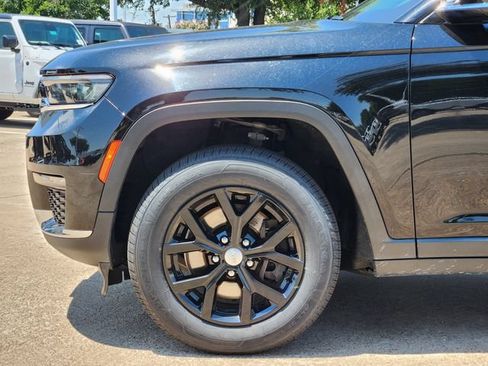 Certified 2021 Jeep Grand Cherokee L Limited AWD/4WD image 9