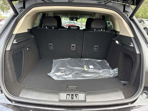 New 2025 Lincoln Corsair FWD w/ Equipment Group 101A image 11