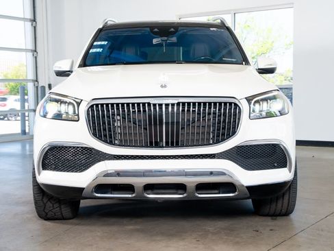 Used 2021 Mercedes-Benz Maybach GLS 600 4MATIC image 3