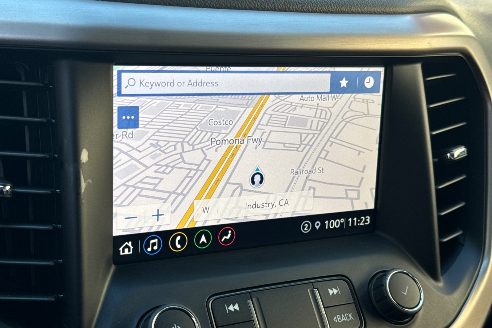 Used 2023 GMC Acadia Denali FWD image 23