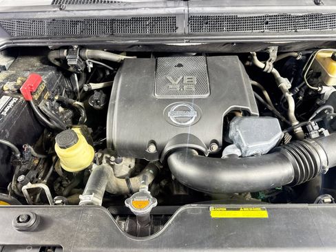 Used 2014 Nissan Armada Platinum image 41