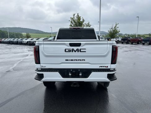 Used 2024 GMC Sierra 2500 AT4 w/ Max Trailering Package AWD/4WD image 6
