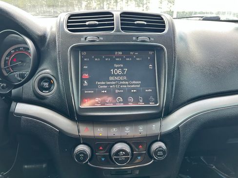 Used 2015 Dodge Journey Crossroad w/ Flexible Seating Group image 25