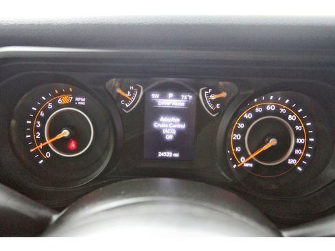 Used 2024 Jeep Wrangler Unlimited Sport AWD/4WD image 17