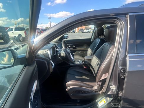 Used 2017 Chevrolet Equinox Premier w/ Enhanced Convenience Package FWD image 13