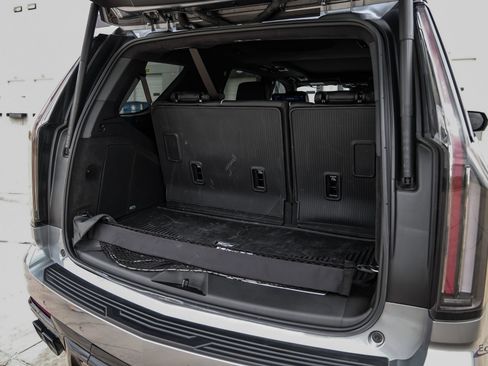 Used 2025 Cadillac Escalade V w/ LPO, Floor Liner Package AWD/4WD image 88