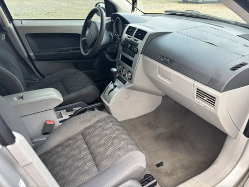 Used 2007 Dodge Caliber SXT w/ Driver Convenience Group FWD image 13
