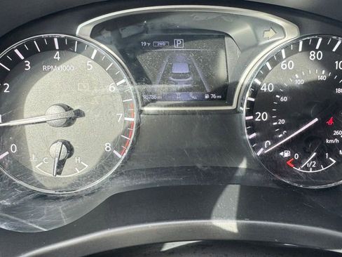 Used 2019 Nissan Pathfinder SL image 25