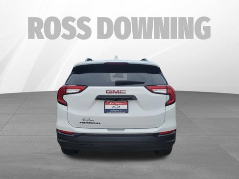 Certified 2024 GMC Terrain SLE w/ Elevation Edition FWD image 6