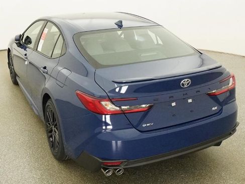 New 2026 Toyota Camry SE FWD image 22