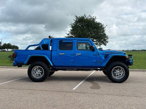 Used 2021 Jeep Gladiator Rubicon AWD/4WD image 5
