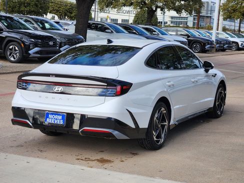 New 2026 Hyundai Sonata SEL FWD image 4