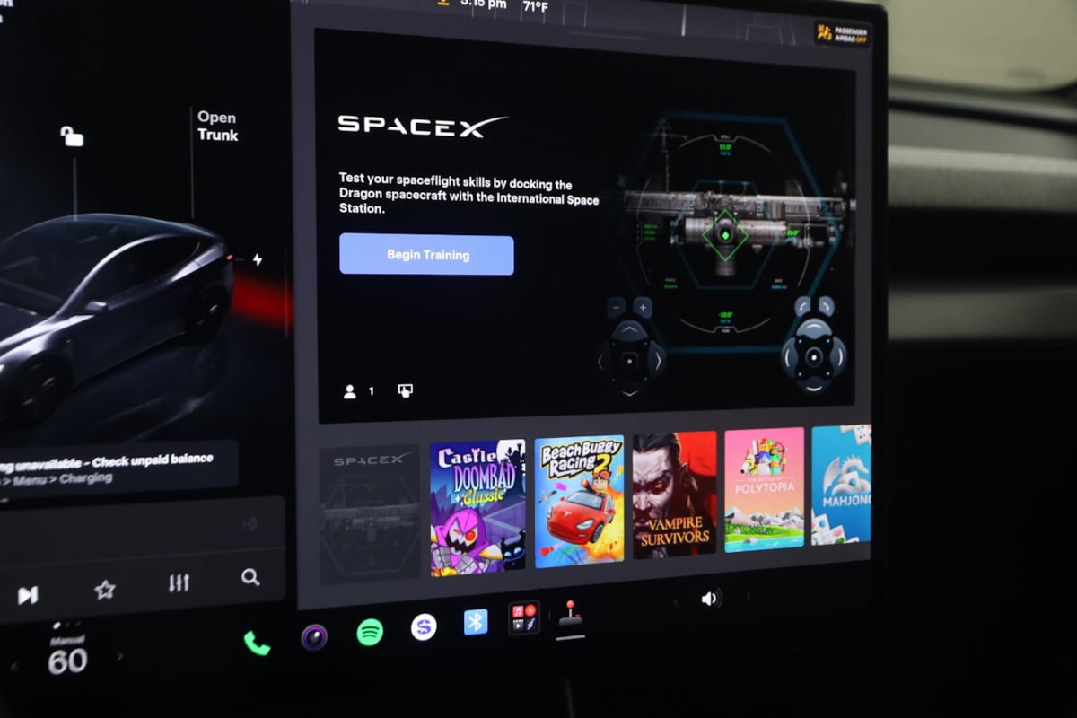 Used 2026 Tesla Model Y AWD image 33