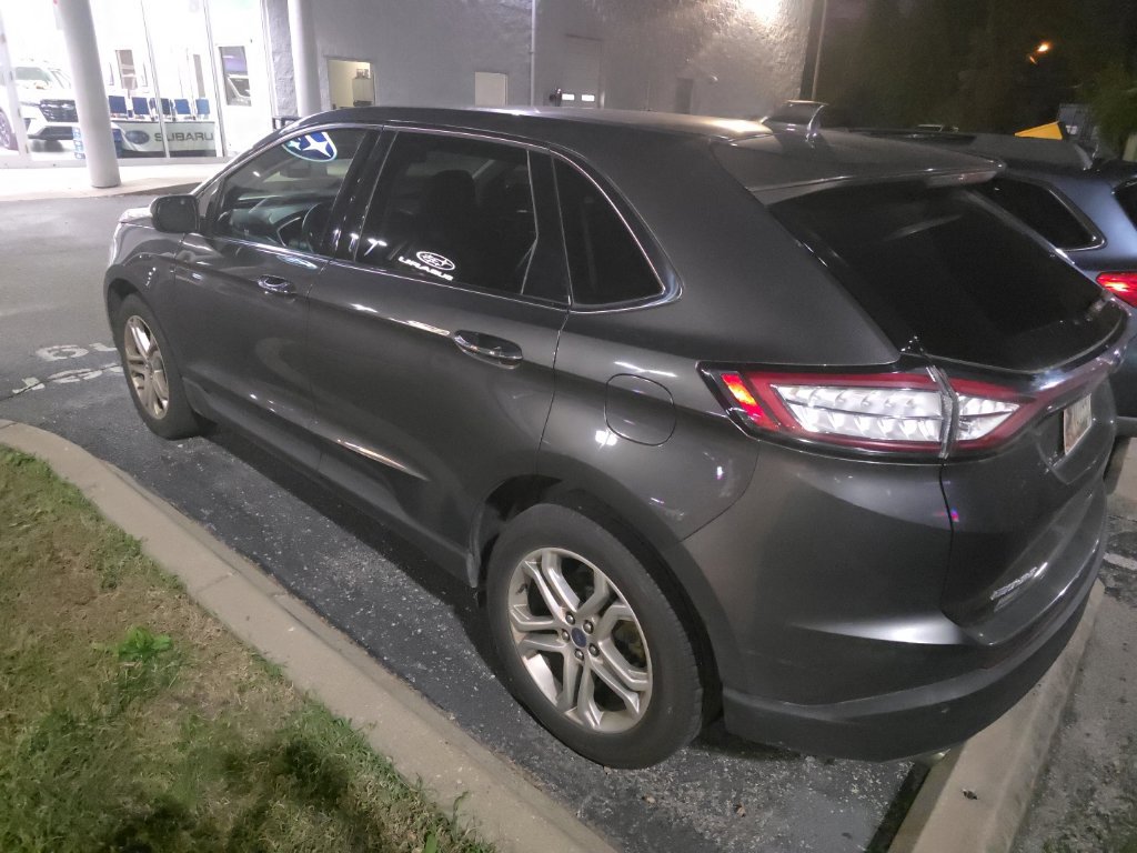 Used 2017 Ford Edge Titanium w/ Technology Package FWD image 8