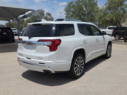 Used 2022 GMC Acadia Denali w/ Denali Ultimate Package AWD/4WD image 8