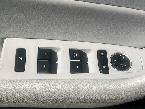 Used 2018 Hyundai Sonata SEL w/ Winter Weather Package image 19