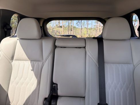 Used 2025 Mitsubishi Outlander SEL image 31