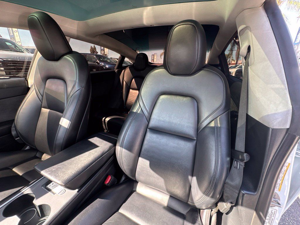 Used 2023 Tesla Model 3 Standard Range RWD image 27