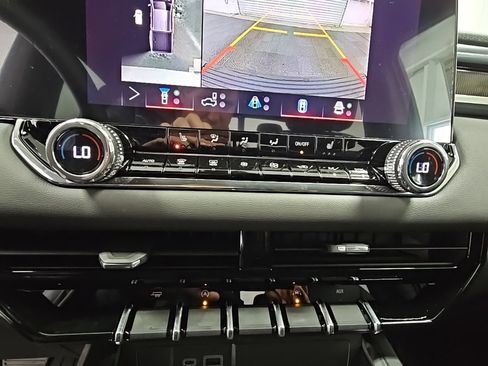 New 2026 GMC Canyon Elevation w/ Convenience Package image 19