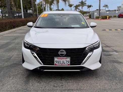 Certified 2025 Nissan Sentra S FWD image 3