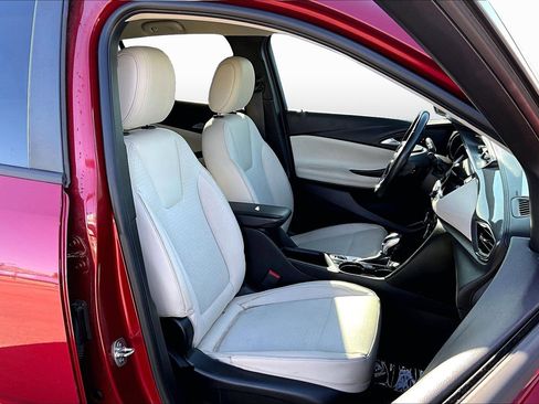 Used 2020 Buick Encore GX Preferred w/ Sport Touring Package image 7