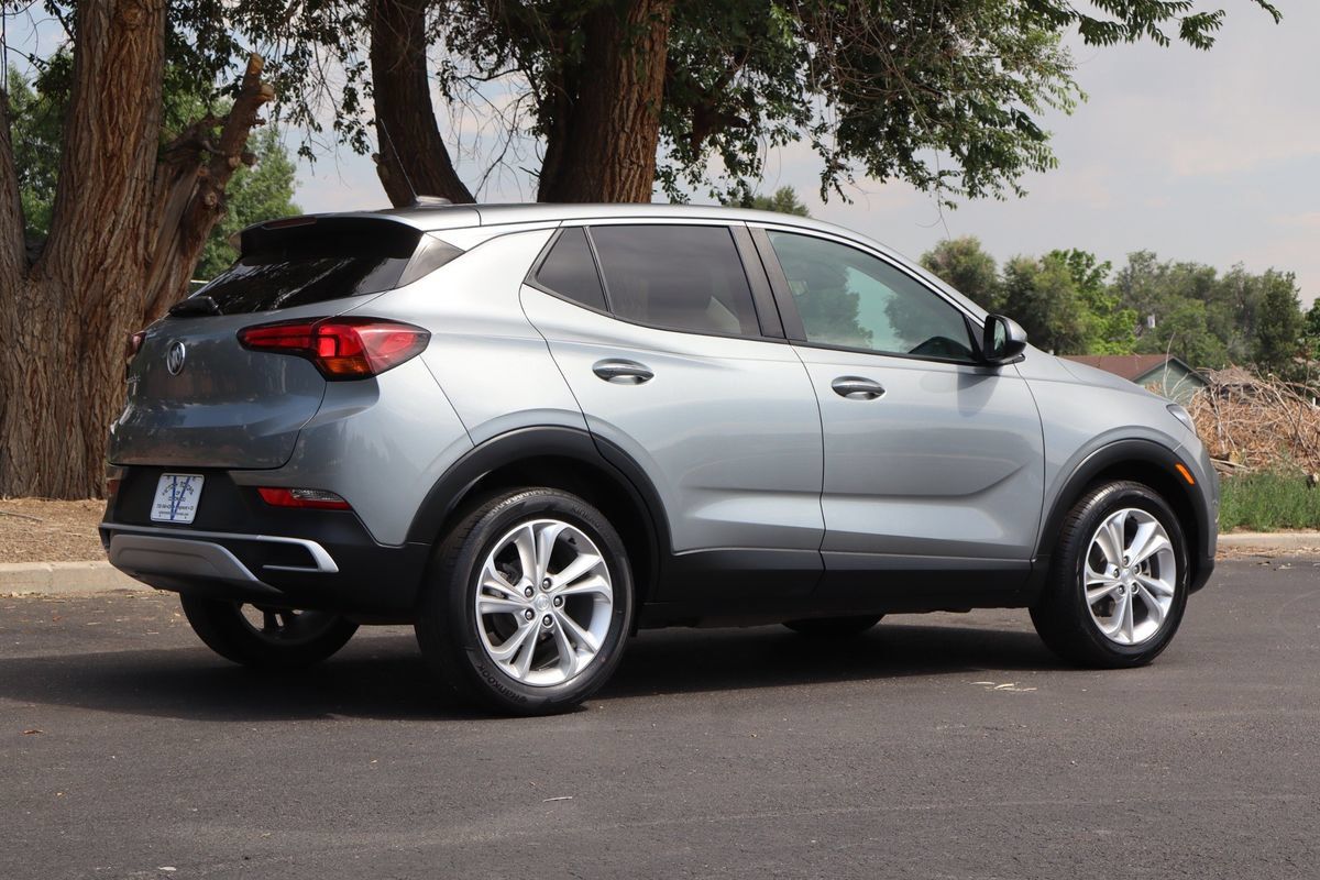 Used 2023 Buick Encore GX Preferred w/ Cold Weather Comfort Package FWD image 5