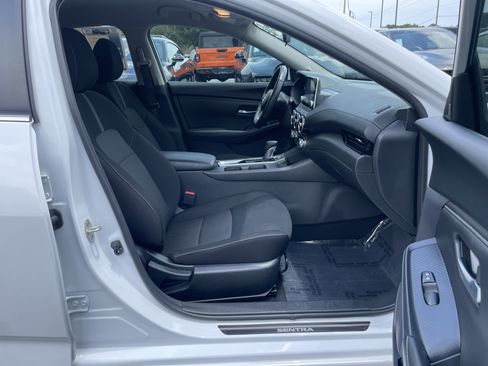 Used 2024 Nissan Sentra SV w/ All-Weather Package FWD image 11