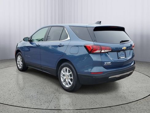 Used 2024 Chevrolet Equinox LT w/ LPO, Floor Liner Package FWD image 4